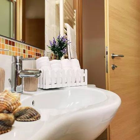 Apartment Holihome - La Variopinta,100m Dal Mare Tortoreto